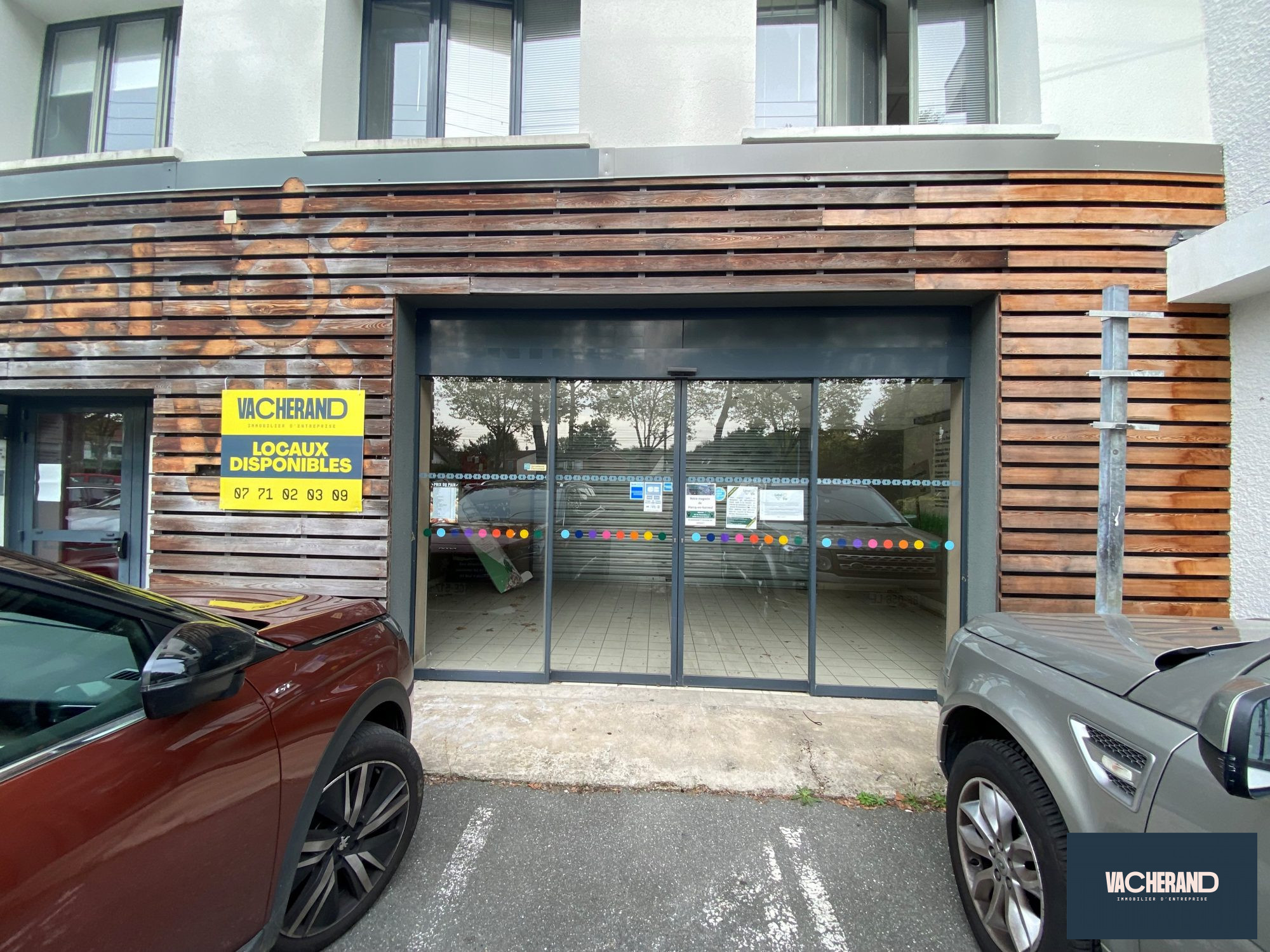 Location Locaux commerciaux 261m² Wasquehal 1