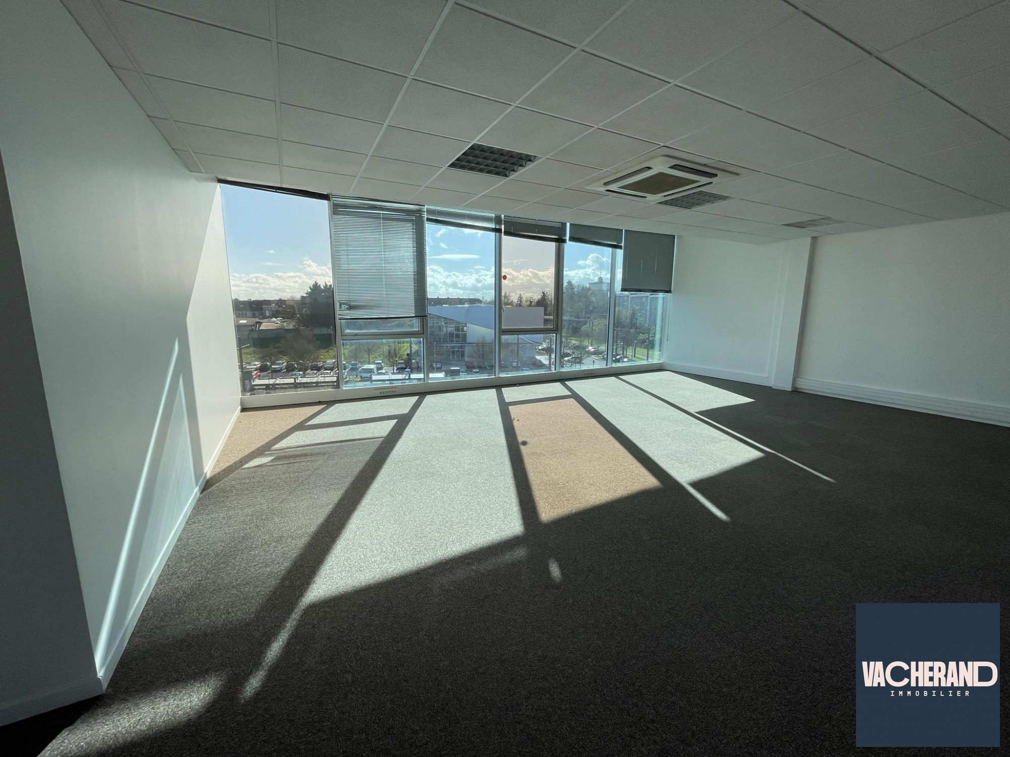 Vente Bureaux 117m² Anzin 2