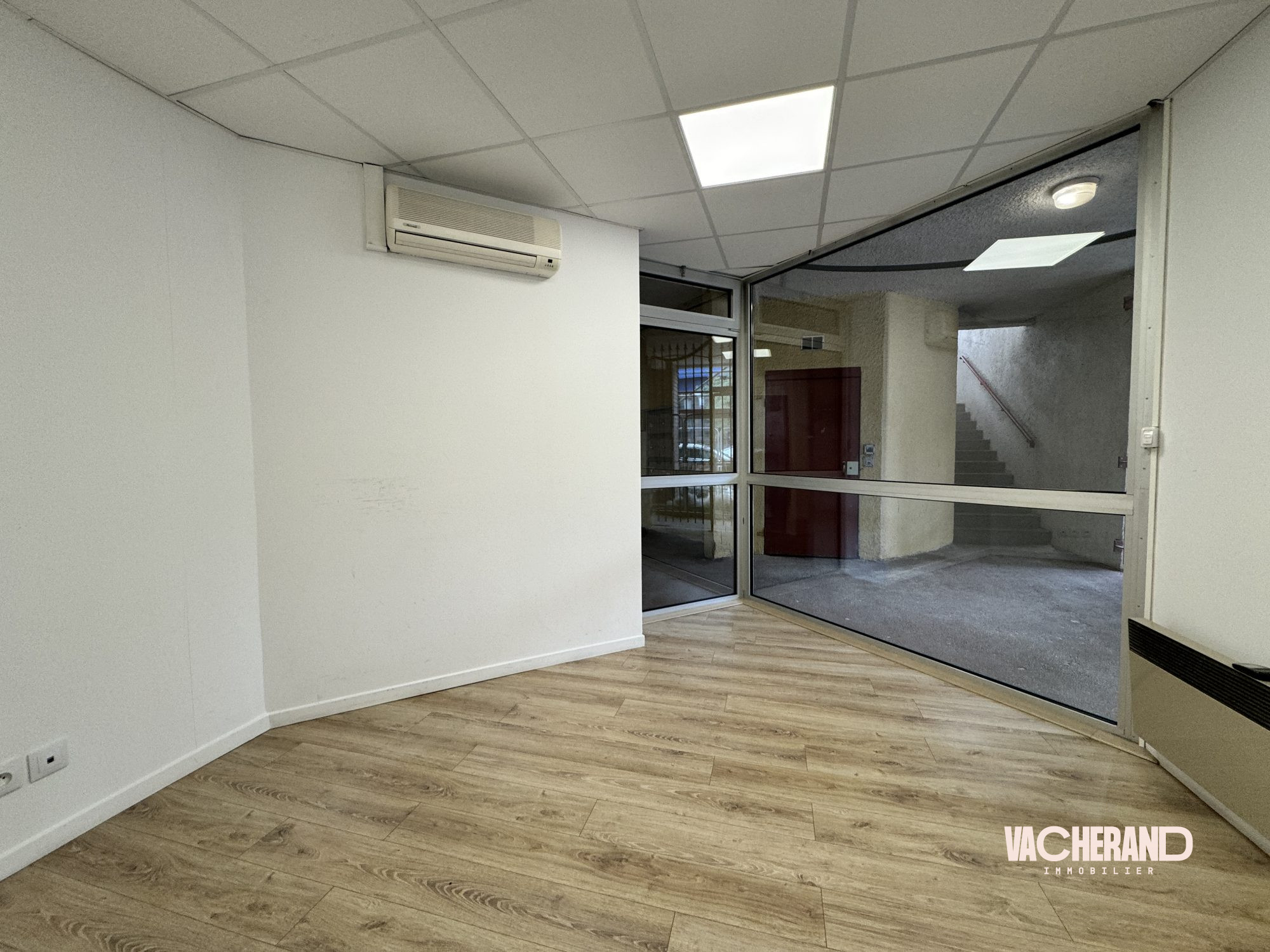 Vente Locaux commerciaux 42m² Cappelle-la-grande 2