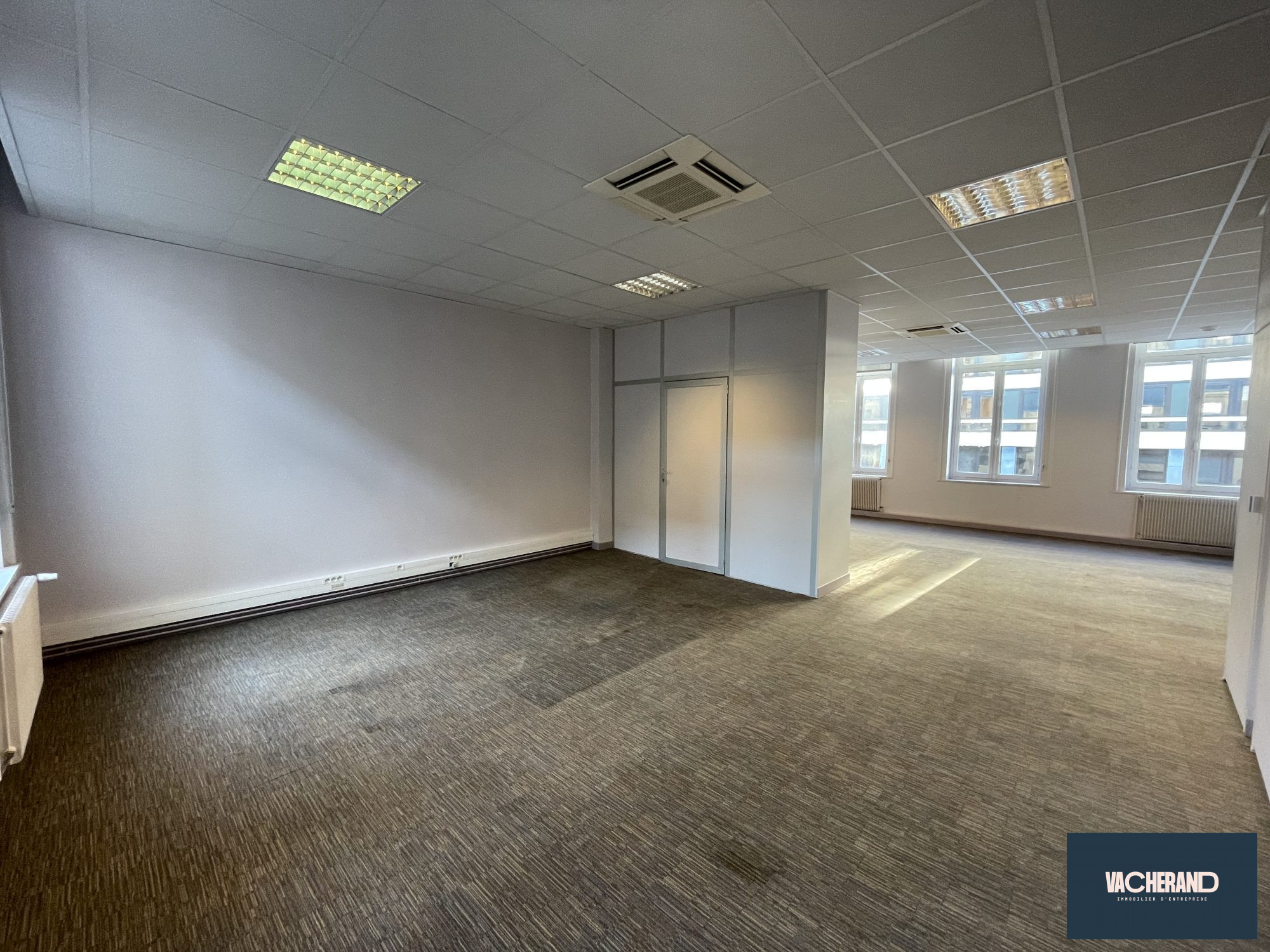 Location Locaux commerciaux 600m² Lille 1