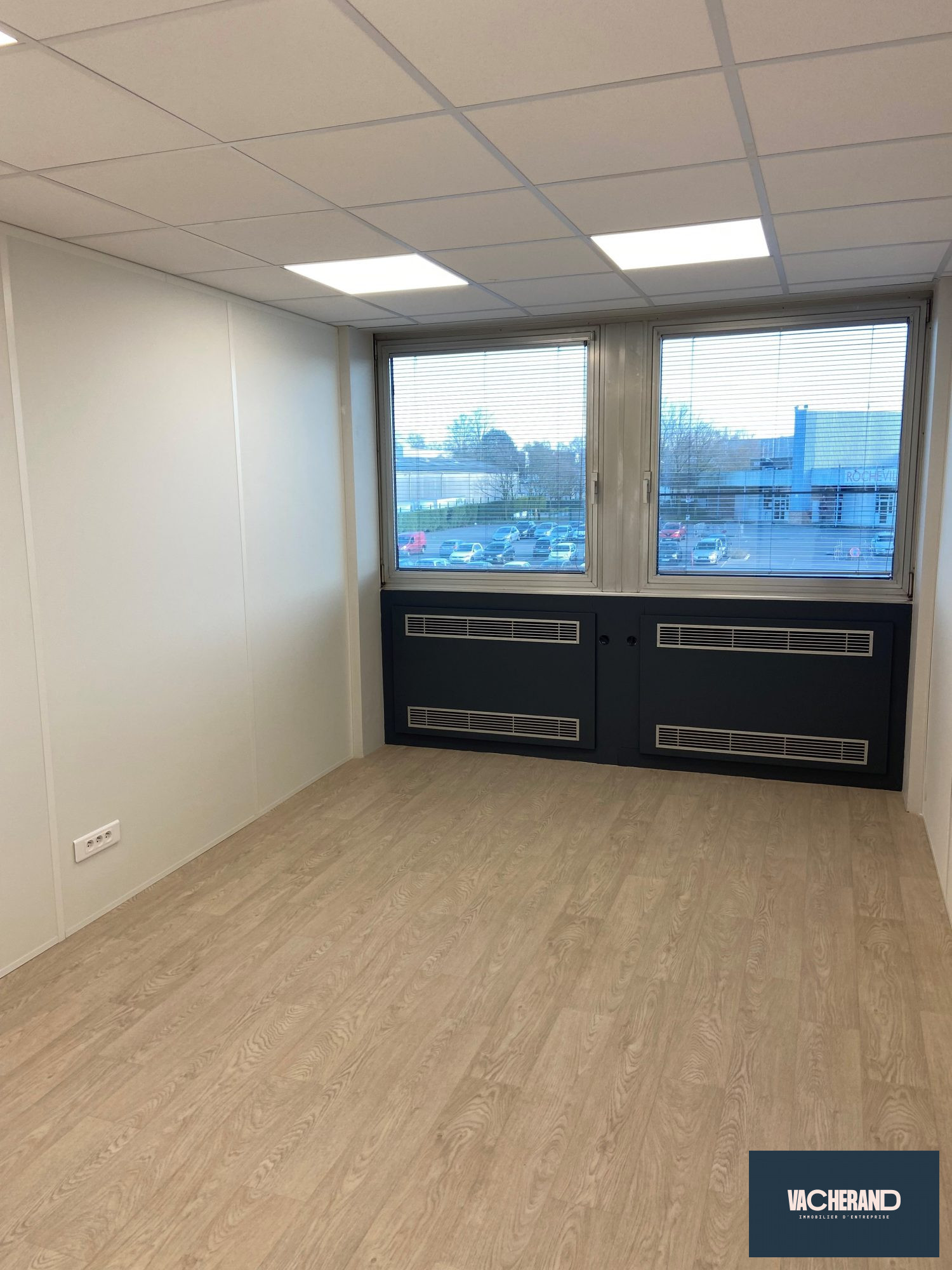 Location Bureaux 14m² Neuville-en-ferrain 4