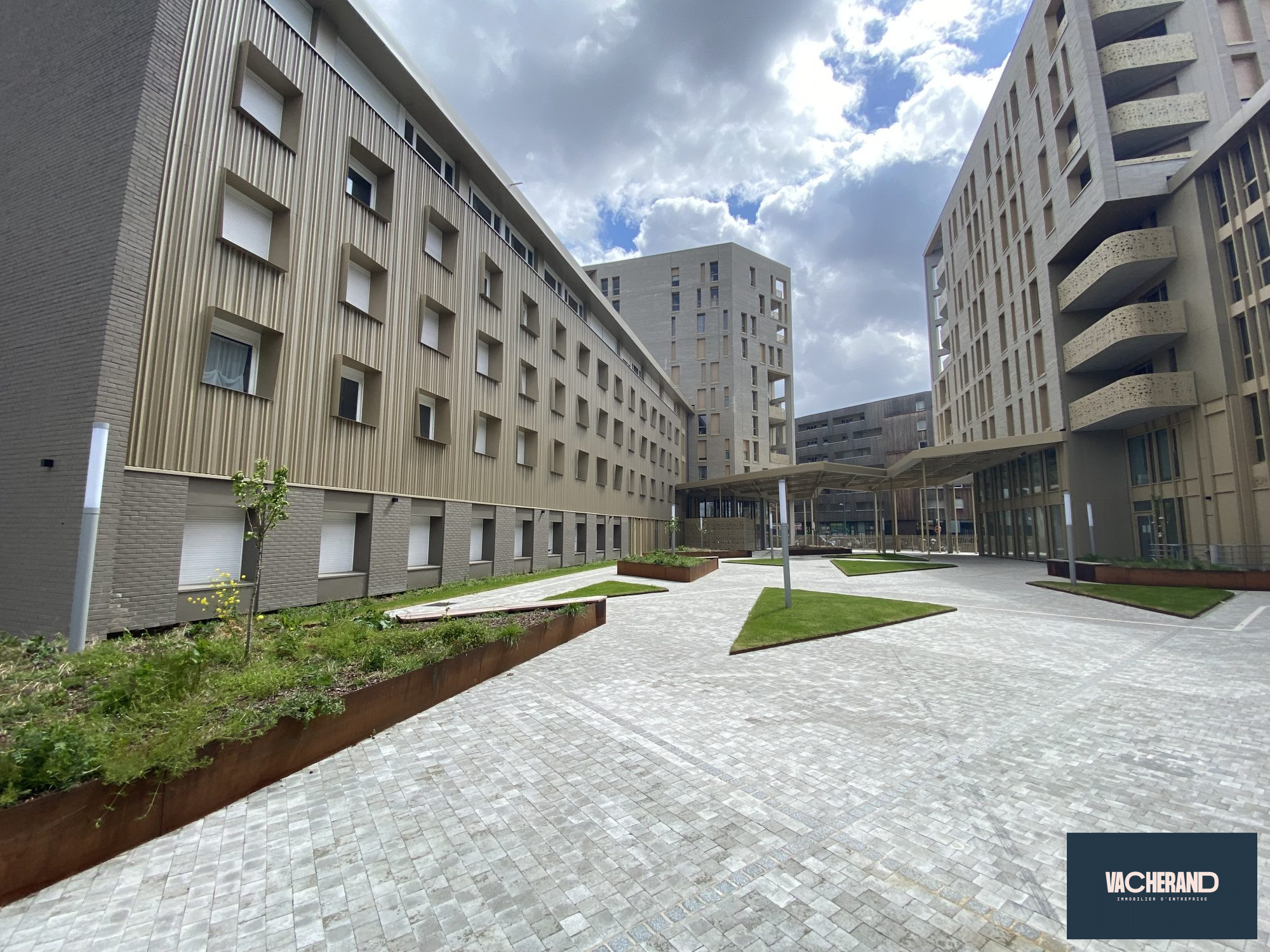 Location Locaux commerciaux 343m² Lille 5