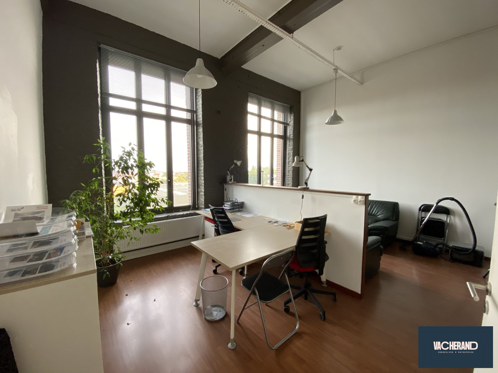 Vente Bureaux 93m² Roubaix 1