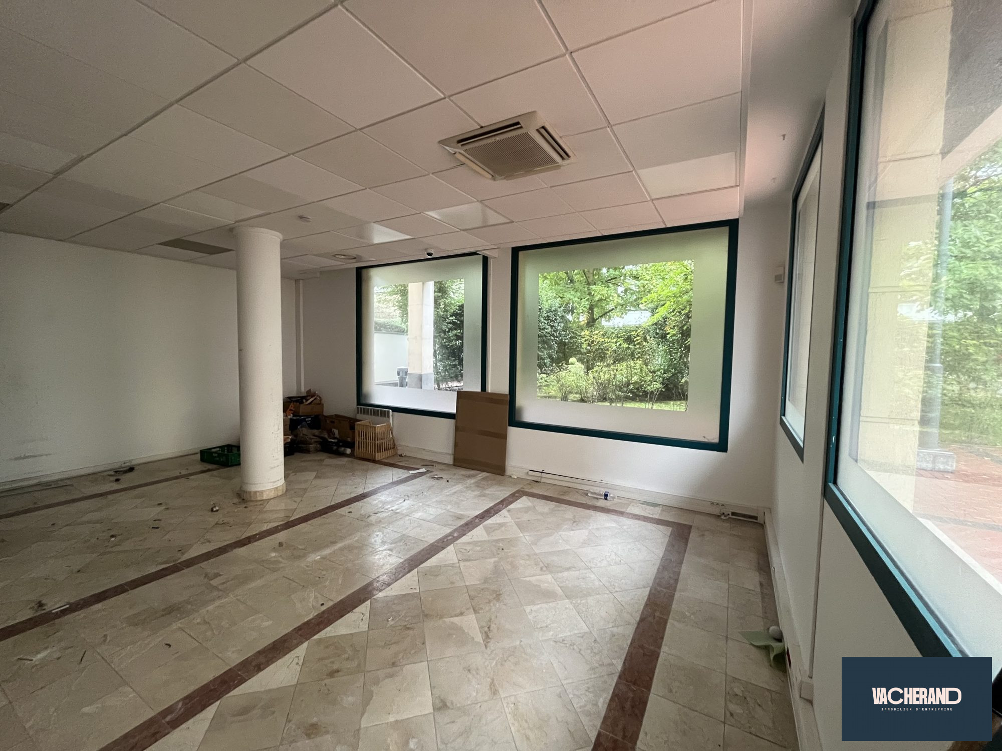 Location Locaux commerciaux 119m² Lille 2