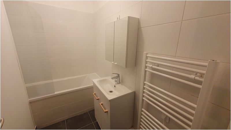 Location Appartement 57m² Lille 7